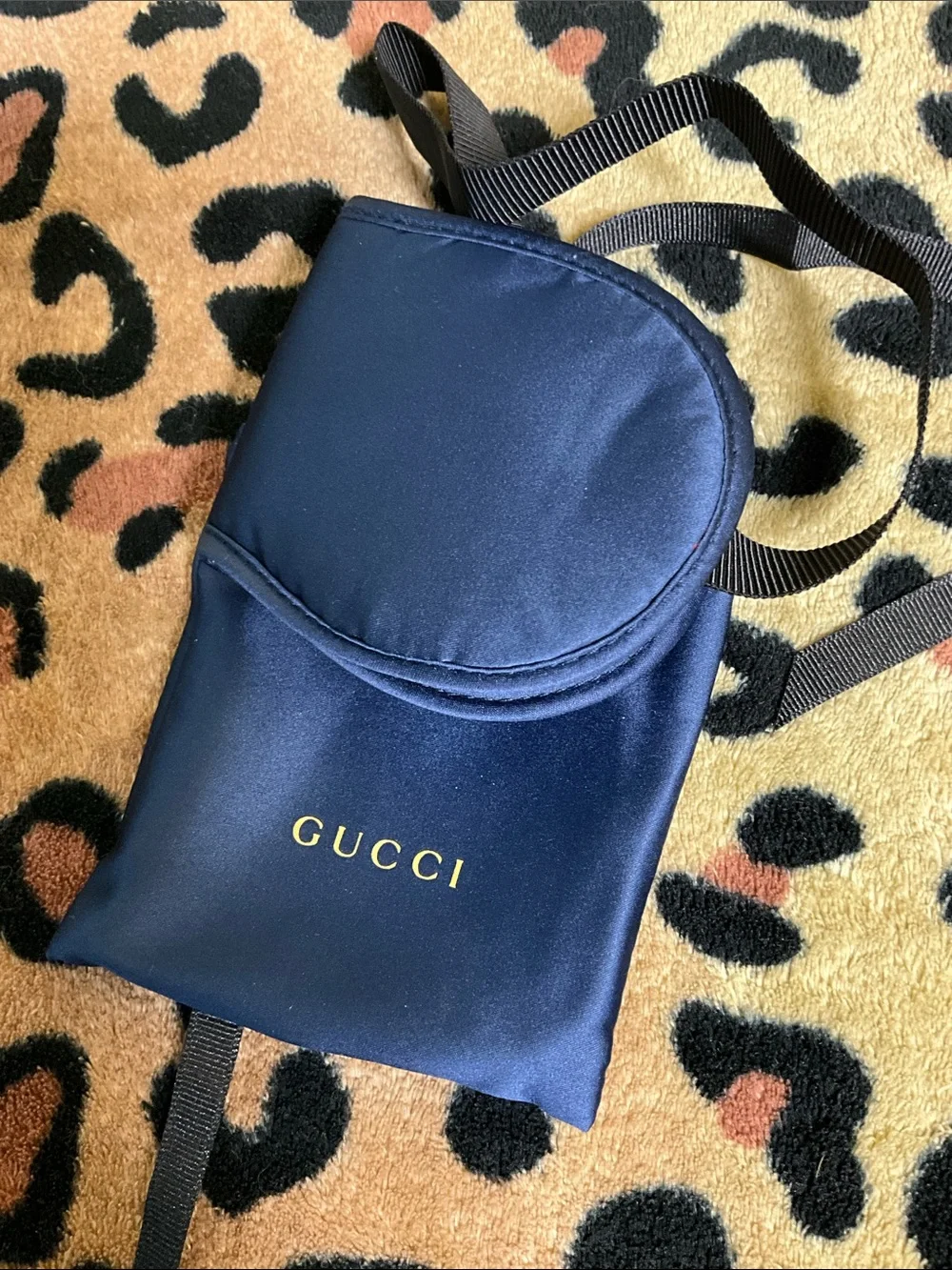 Gucci Navy Blue & Burgundy Silk Sleep Mask with Pouch - Picture 4 of 4